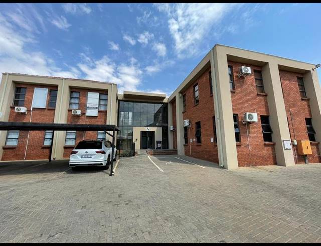 BUSINESS PROPERTY TO RENT IN CELTISDAL